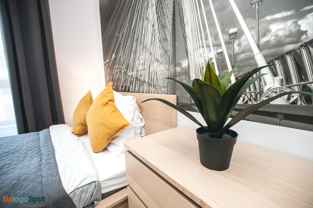 Appartamento Batogospot Towers Breslavia Esterno foto