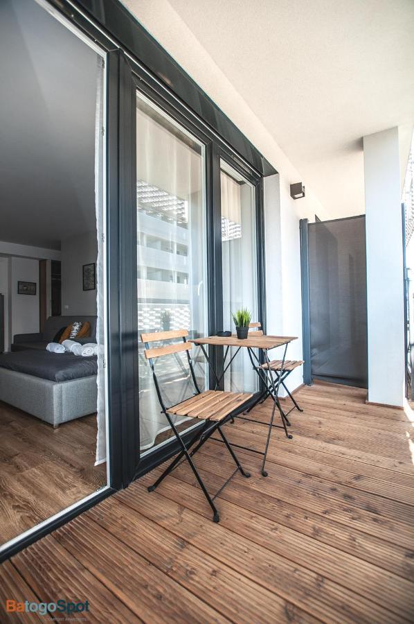 Appartamento Batogospot Towers Breslavia Esterno foto