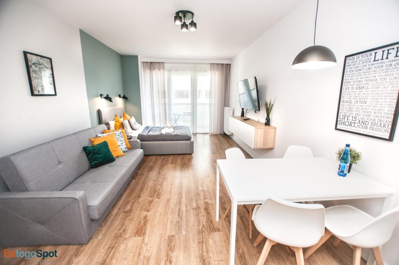 Appartamento Batogospot Towers Breslavia Esterno foto