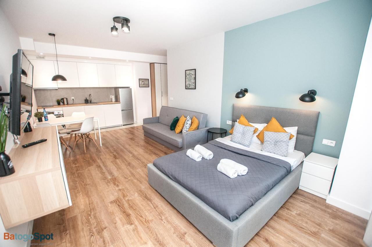 Appartamento Batogospot Towers Breslavia Esterno foto