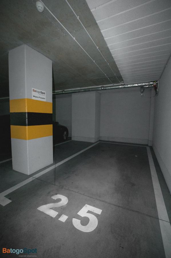 Appartamento Batogospot Towers Breslavia Esterno foto